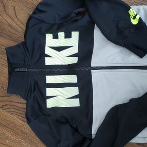 Nike zip up jacket size 7